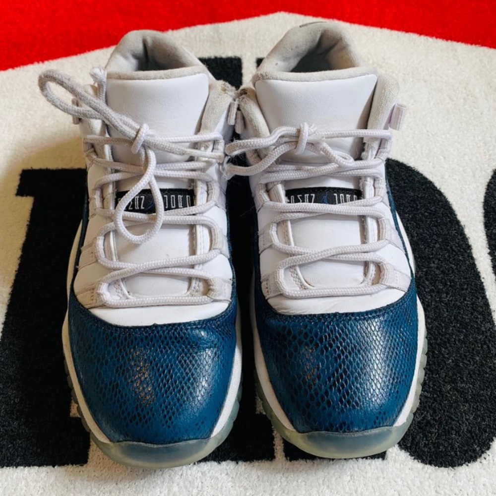 Jordan 11 Low Retro Snakeskin GS